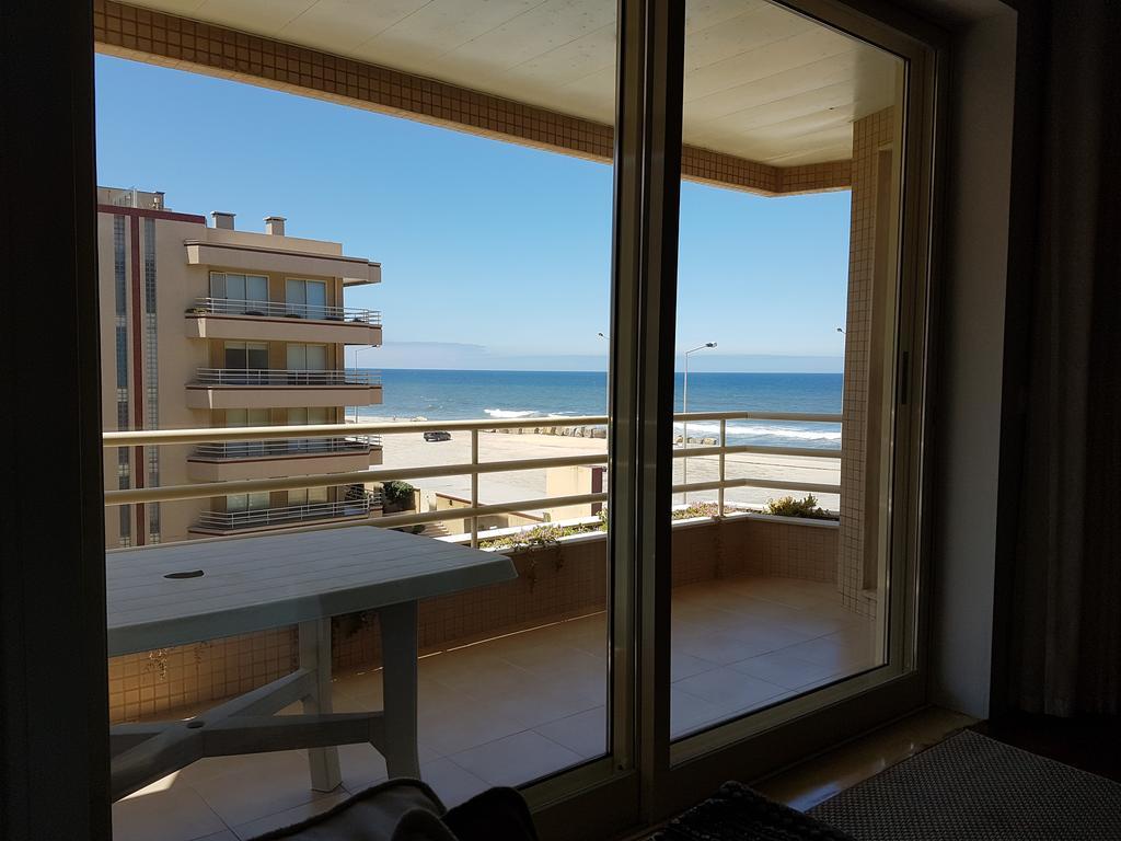 Appartamento Facing The Sea Furadouro Esterno foto